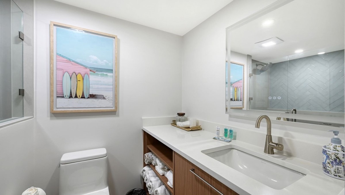 Guest Bathroom